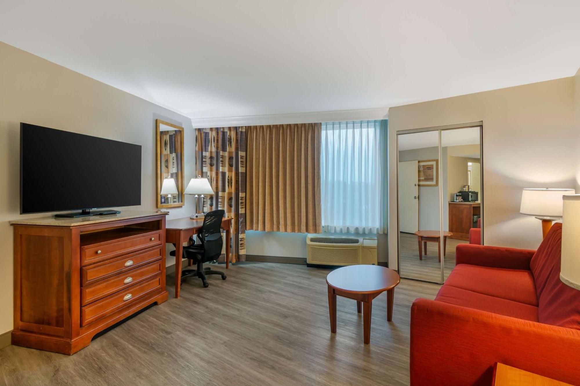 Doubletree By Hilton Джеферсън Сити Екстериор снимка