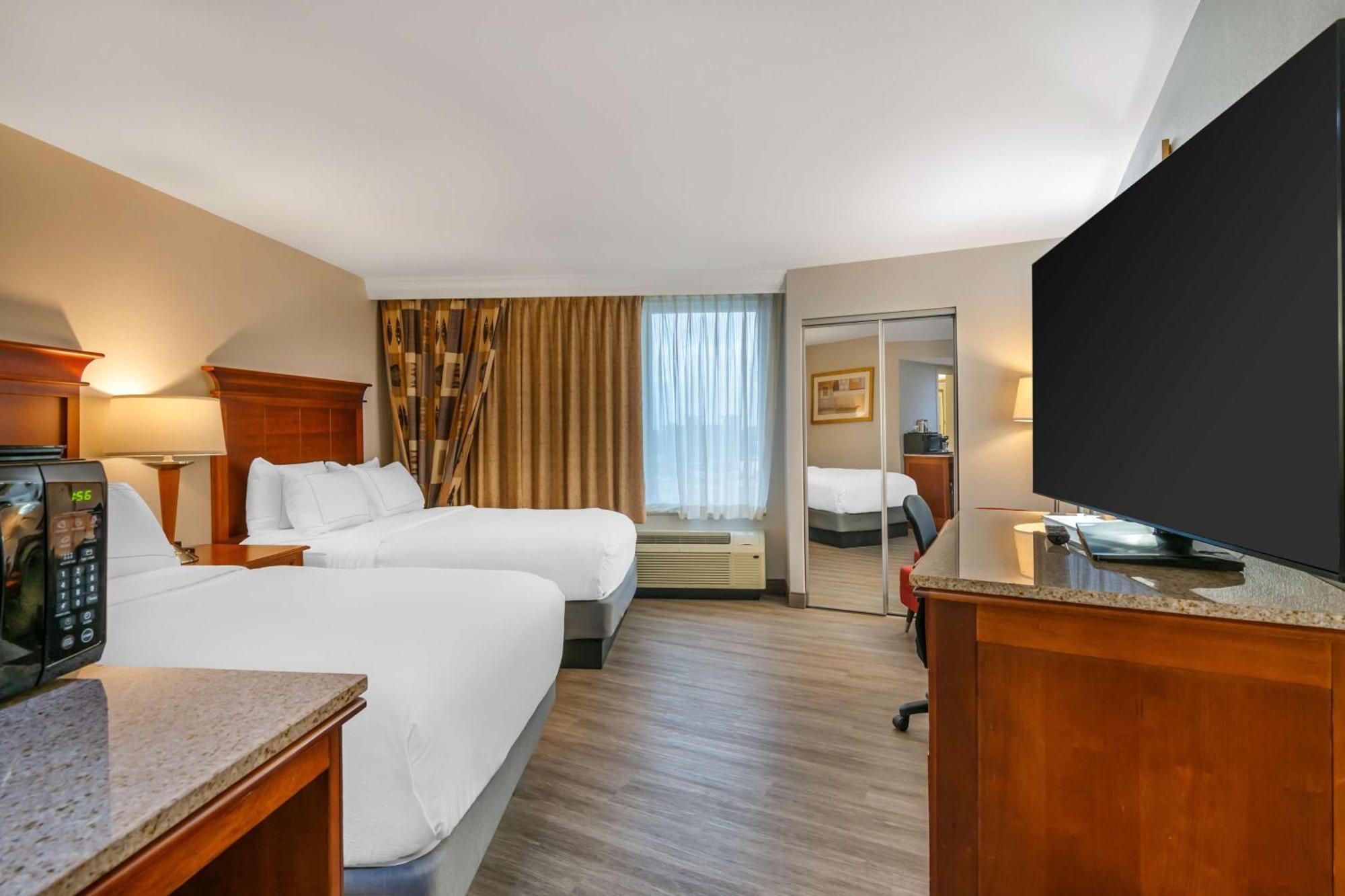 Doubletree By Hilton Джеферсън Сити Екстериор снимка