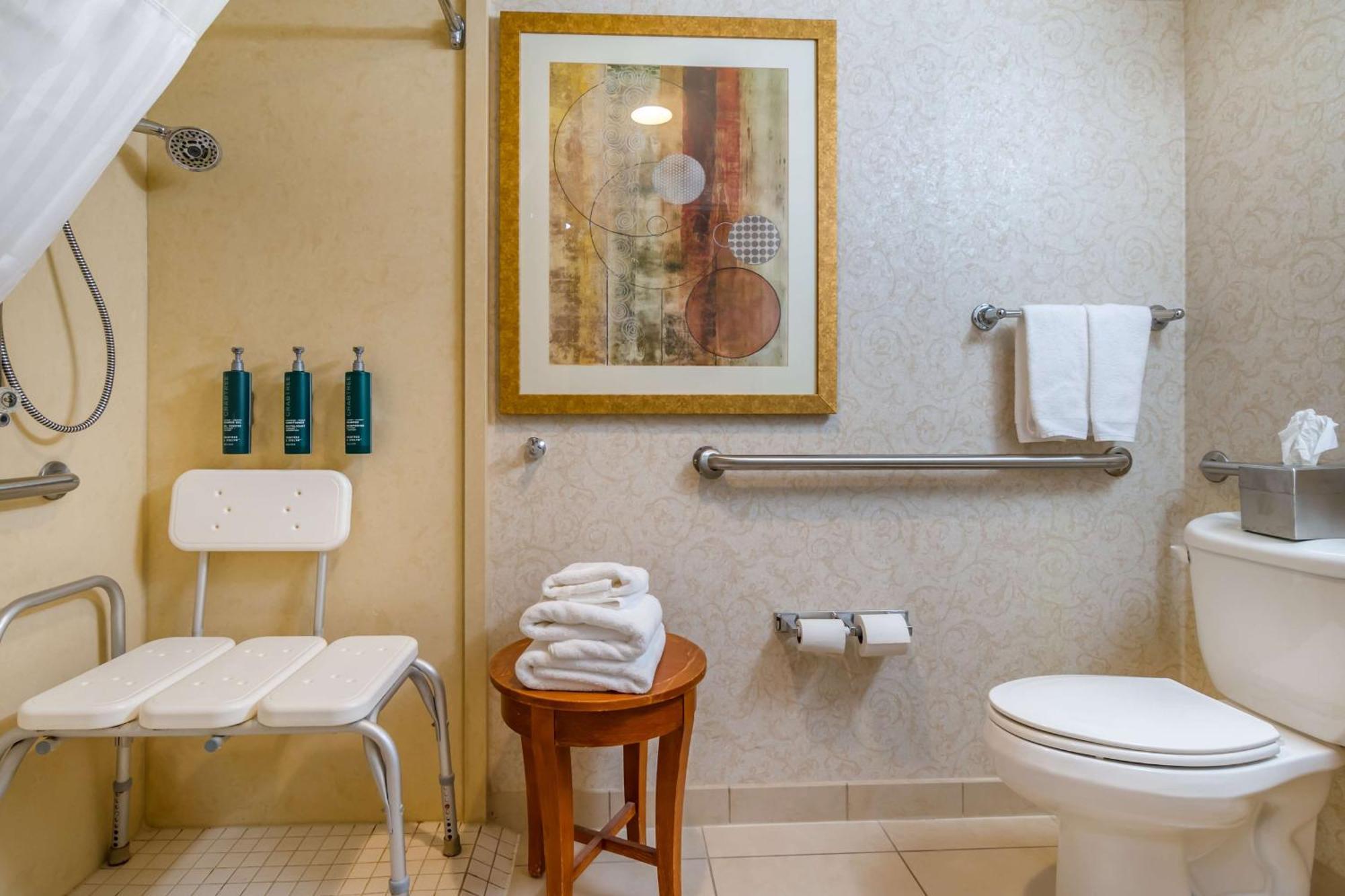 Doubletree By Hilton Джеферсън Сити Екстериор снимка