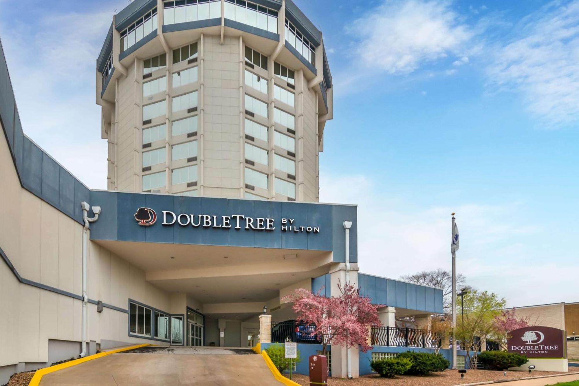Doubletree By Hilton Джеферсън Сити Екстериор снимка